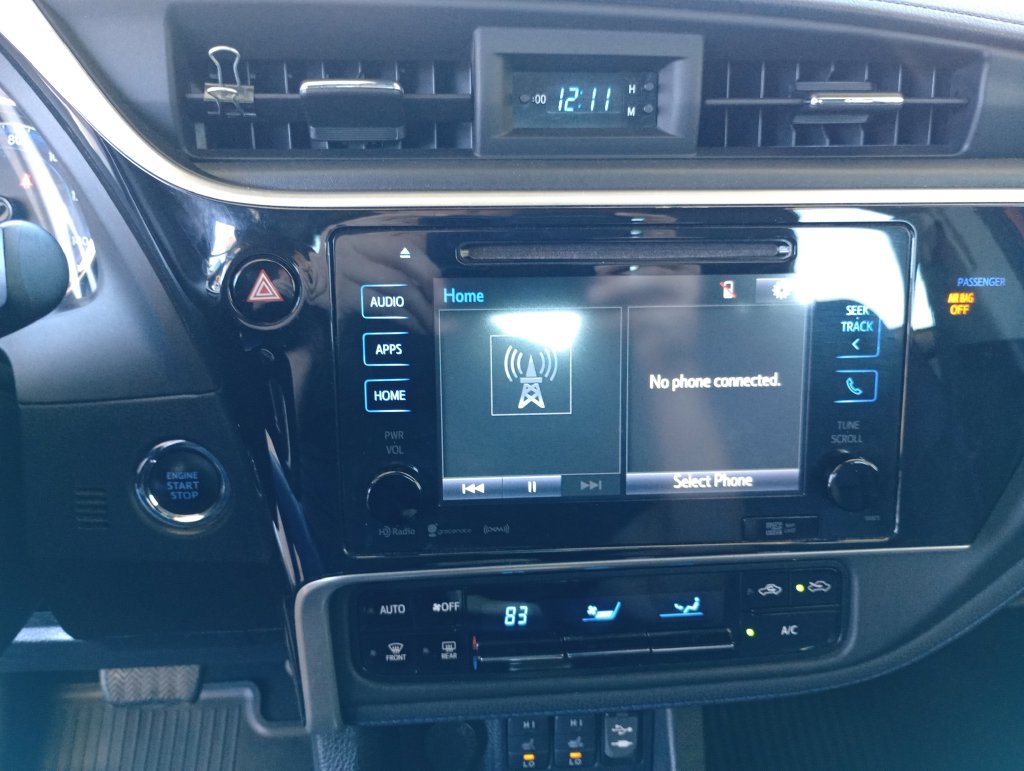 Used 2019 Toyota Corolla XSE FWD image 17