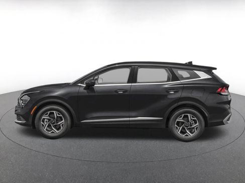 Used 2025 Kia Sportage LX FWD image 3