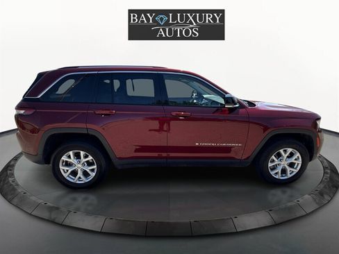 Used 2023 Jeep Grand Cherokee Limited image 20