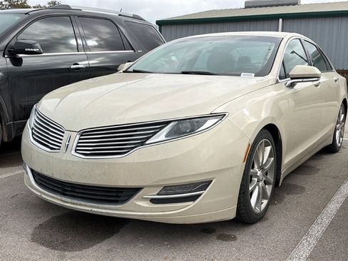 Used 2014 Lincoln MKZ Base w/ Equipment Group 102A Reserve image 15