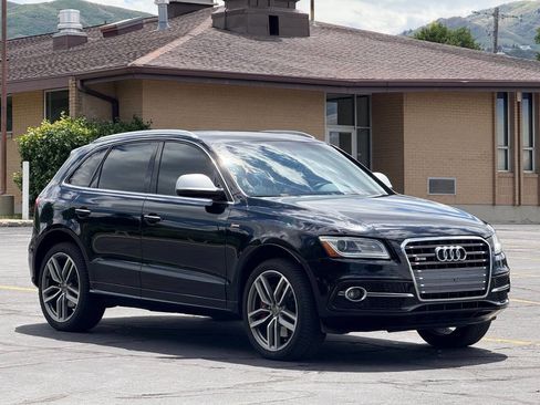 Used 2016 Audi SQ5 Premium Plus w/ Technology Package AWD/4WD image 3