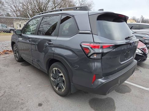 Certified 2025 Subaru Forester Limited image 8