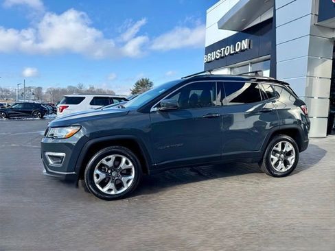 Used 2018 Jeep Compass Limited w/ Navigation Group image 5
