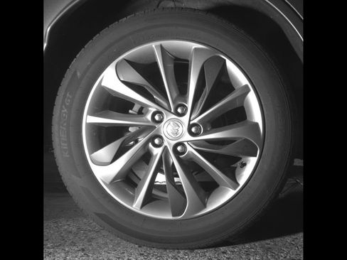 Used 2020 Buick Encore GX Select w/ Experience Buick Package image 17