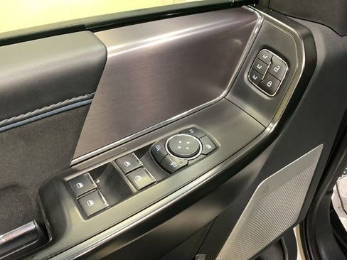 Certified 2024 Ford F150 Platinum w/ Equipment Group 702A High image 33