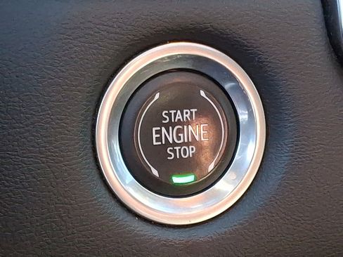 Used 2023 GMC Canyon Elevation w/ Elevation Premium Package image 24