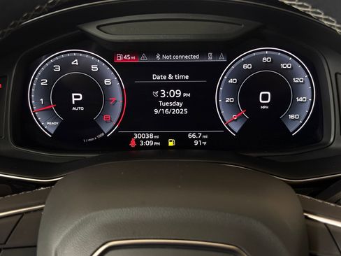 Certified 2022 Audi Q8 Premium Plus image 18