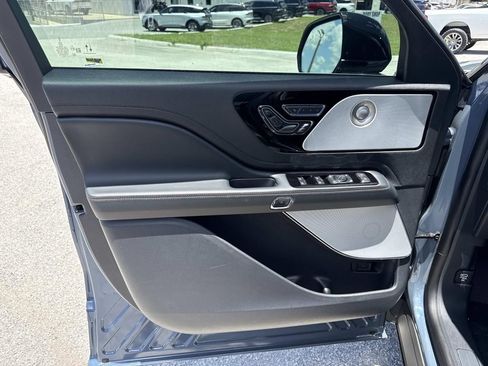 New 2026 Lincoln Aviator Reserve AWD/4WD image 19