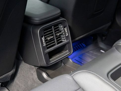 New 2025 Porsche Taycan 4S image 30