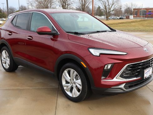 Used 2024 Buick Encore GX Preferred image 4