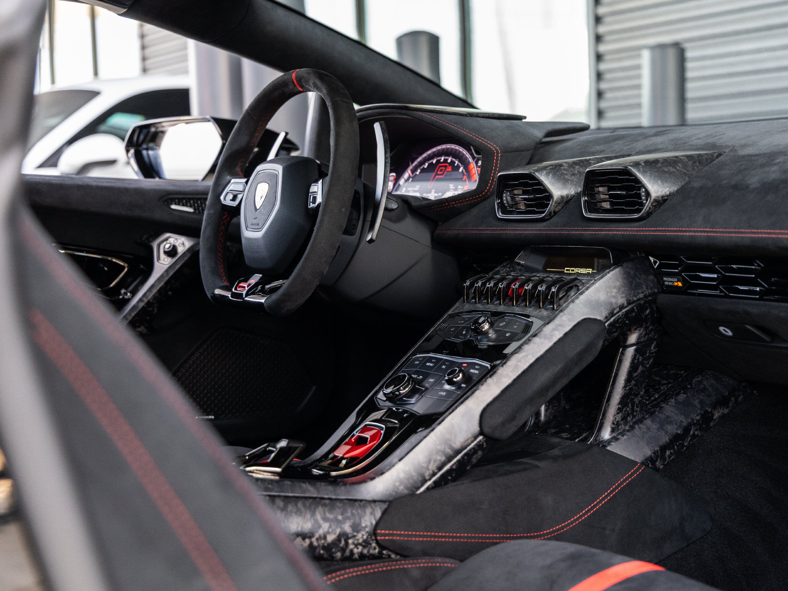Used 2019 Lamborghini Huracan Performante AWD/4WD image 50