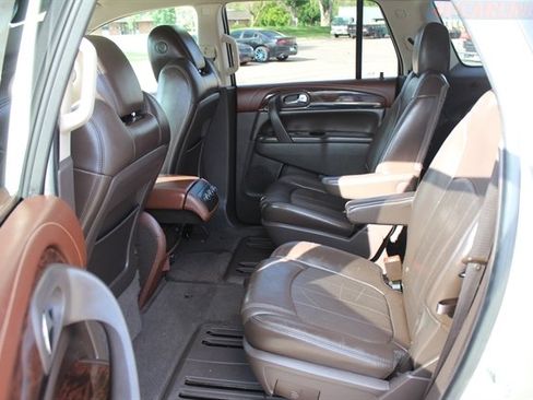 Used 2014 Buick Enclave Leather w/ Trailering Provision Package FWD image 22