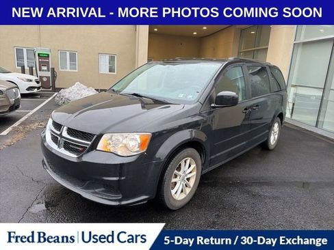 Used 2016 Dodge Grand Caravan SXT w/ UConnect Hands-Free Group image 1
