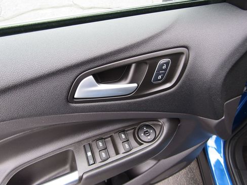 Used 2018 Ford Escape SE AWD/4WD image 25