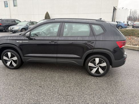 Certified 2024 Volkswagen Taos S image 8