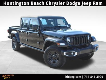 Used 2024 Jeep Gladiator Sport