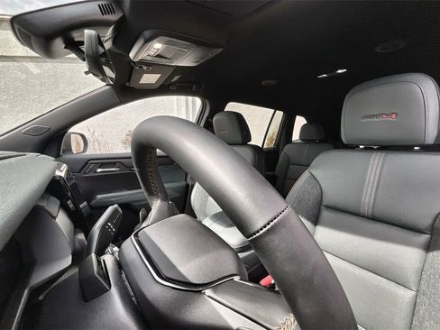 New 2025 GMC Acadia AT4 w/ Super Cruise Package image 34