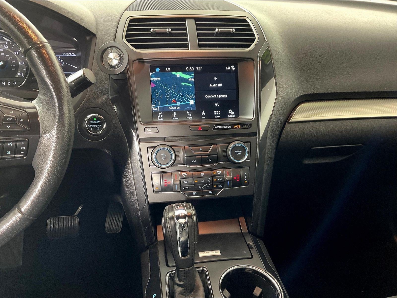 Used 2018 Ford Explorer XLT w/ Equipment Group 202A AWD/4WD image 9