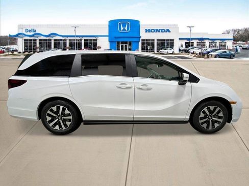 New 2026 Honda Odyssey EX-L image 2