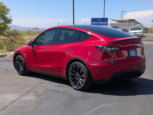 Used 2023 Tesla Model Y Performance AWD/4WD image 8