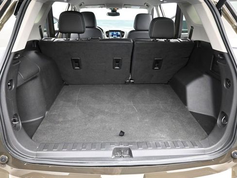 Used 2023 GMC Terrain Denali image 18