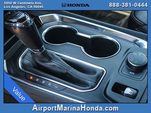 Used 2018 Chevrolet Traverse LT w/ LPO, Black Accent Package AWD/4WD image 19