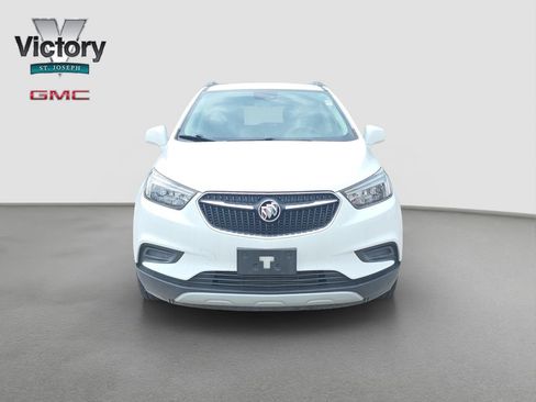 Used 2020 Buick Encore Preferred FWD image 2