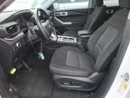 Used 2022 Ford Explorer XLT w/ Class IV Trailer Tow Package AWD/4WD image 3