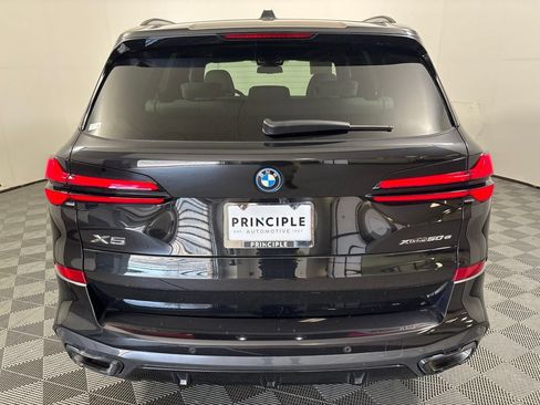 Certified 2026 BMW X5 xDrive50e w/ M Sport Package AWD/4WD image 6