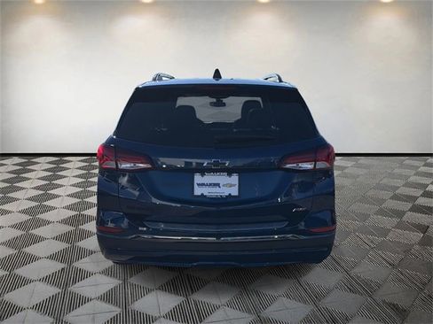 Used 2022 Chevrolet Equinox RS w/ RS Leather Package image 6