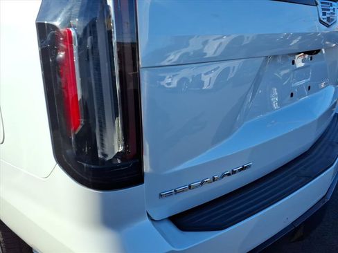 Used 2021 Cadillac Escalade ESV Sport w/ Driver Assist Tech Package image 10