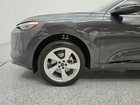 Used 2025 Audi Q5 Premium Plus w/ Premium Plus AWD/4WD image 30