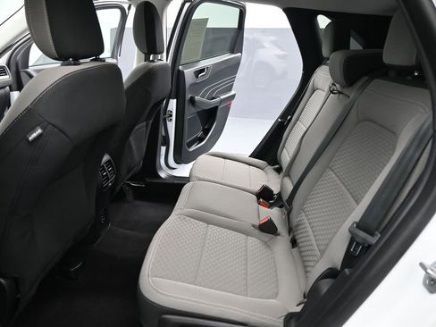 Certified 2022 Ford Escape SE w/ Convenience Package image 19