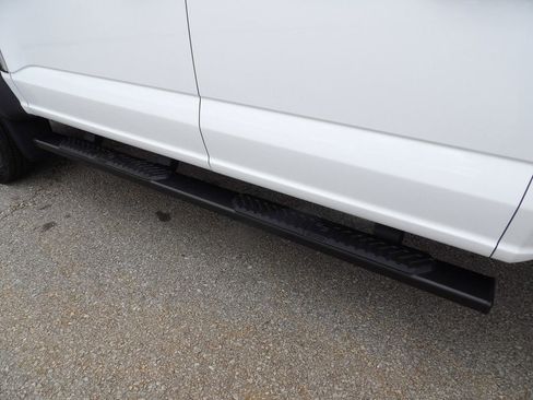 Used 2024 Ford F550 image 59