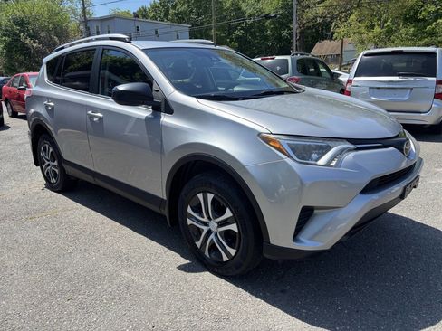 Used 2017 Toyota RAV4 LE w/ All Weather Liner Package AWD/4WD image 7