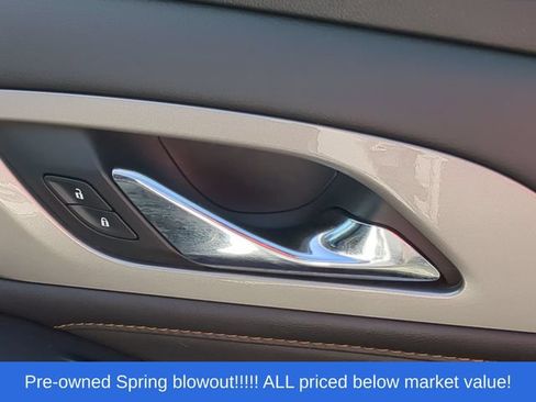 Used 2019 Chevrolet Traverse LT FWD image 46