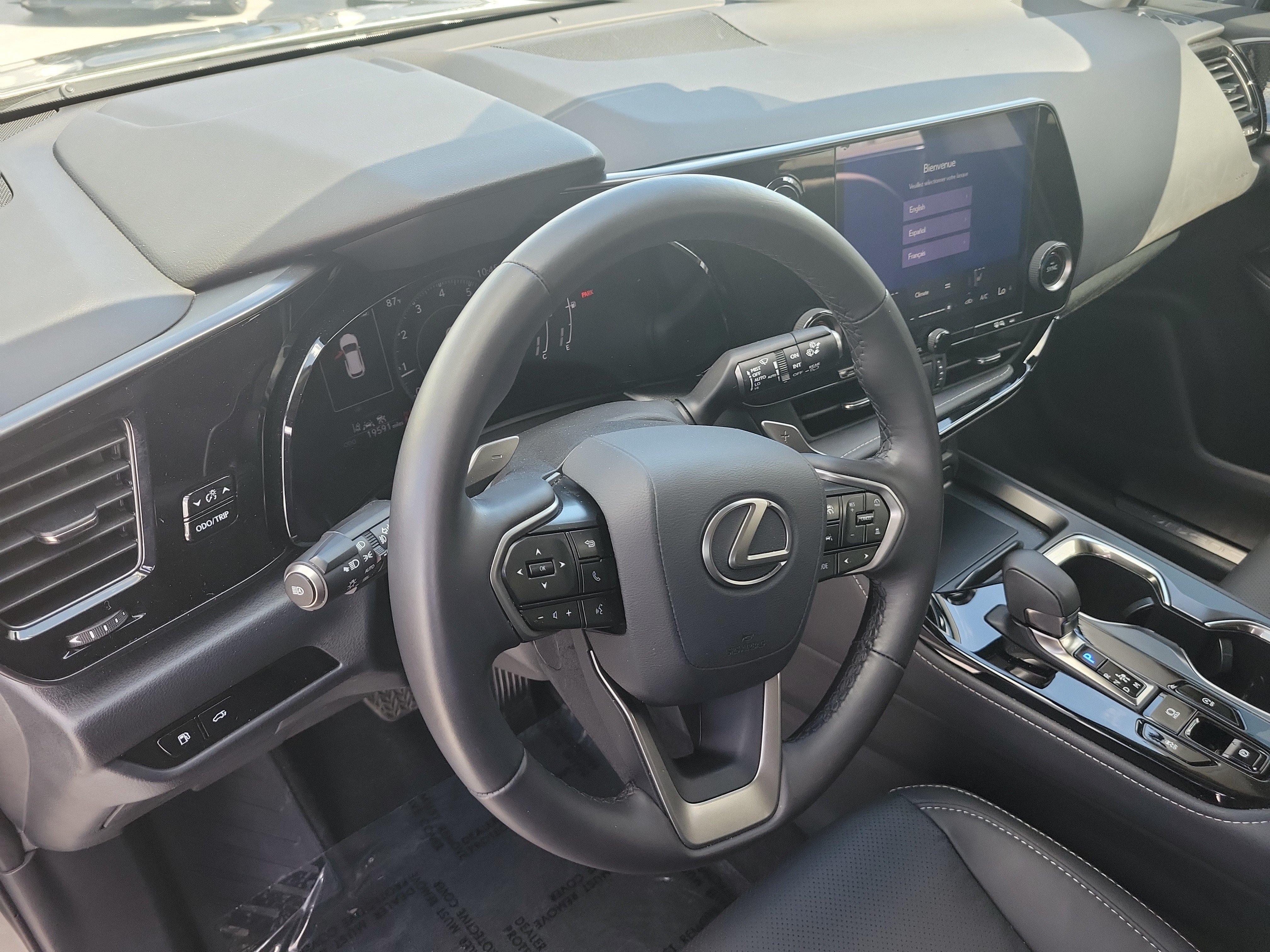 Used 2025 Lexus NX 250 FWD w/ Accessory Package (Z2) image 22