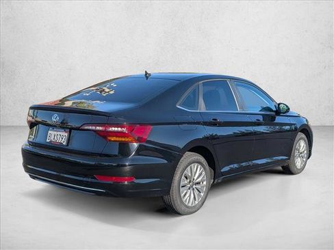 Used 2019 Volkswagen Jetta S w/ Driver Assistance Package FWD image 5