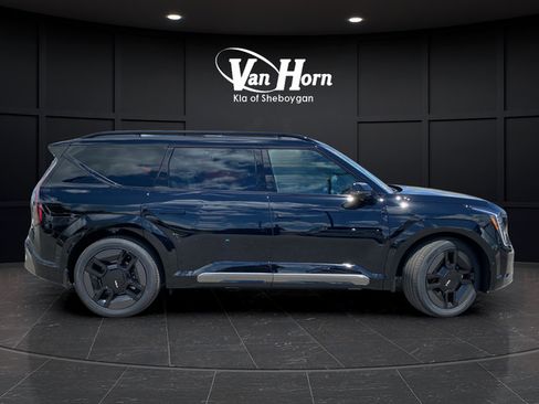New 2026 Kia EV9 GT-Line AWD/4WD image 8