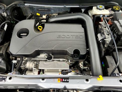 Used 2024 Chevrolet Equinox LT FWD image 25