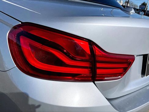 Used 2018 BMW 430i Convertible image 25