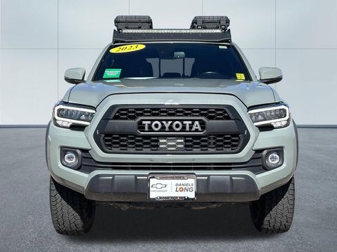 Used 2023 Toyota Tacoma TRD Off-Road image 3
