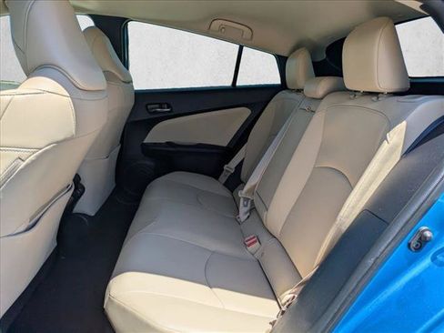 Certified 2021 Toyota Prius Limited w/ Premium Convenience Package FWD image 18