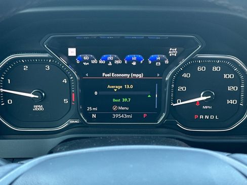 Used 2022 GMC Sierra 2500 AT4 w/ AT4 Premium Plus Package image 39