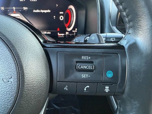 Used 2023 Nissan Rogue Platinum image 33