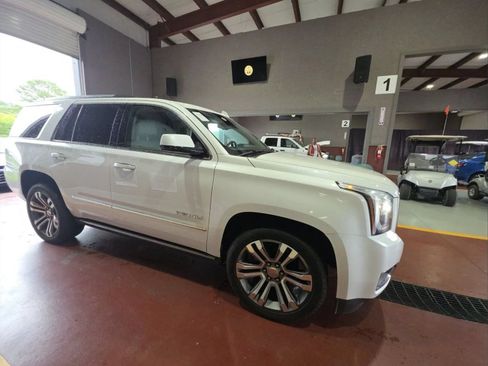Used 2018 GMC Yukon Denali w/ Denali Ultimate Package AWD/4WD image 5