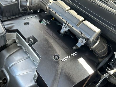 Used 2017 Buick Envision Essence FWD image 29