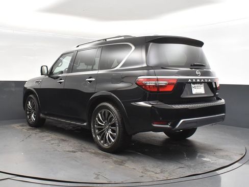 Used 2024 Nissan Armada Platinum w/ Captain's Chairs Package image 5