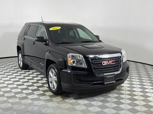 Used 2017 GMC Terrain SLE FWD image 3