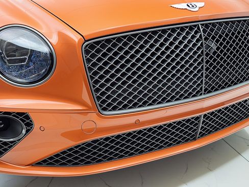 Used 2024 Bentley Continental GT Mulliner AWD/4WD image 18